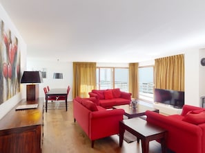TV, fireplace - Walensee House & Apartments, (Unterterzen), by Interhome (Unterterzen)