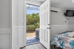 Room - Ocean View 2BR · 200 Ft to Beach · Cherry Grove (North Myrtle Beach)