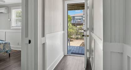 Ocean View 2BR · 200 Ft to Beach · Cherry Grove