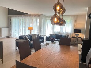 TV, fireplace - Walensee House & Apartments, (Unterterzen), by Interhome (Unterterzen)