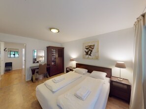 Internet - Walensee House & Apartments, (Unterterzen), by Interhome (Unterterzen)