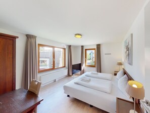 Internet - Walensee House & Apartments, (Unterterzen), by Interhome (Unterterzen)
