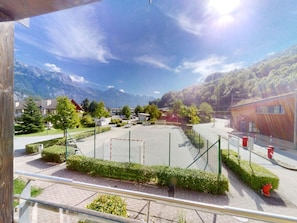 Property grounds - Walensee House & Apartments, (Unterterzen), by Interhome (Unterterzen)