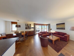 Fernseher, Kamin