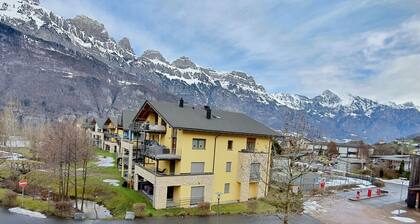 Walensee House & Apartments, (Unterterzen), by Interhome