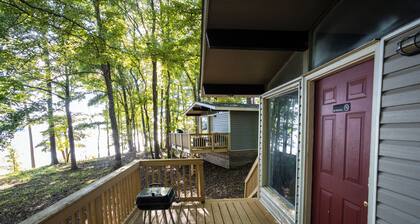 6. Cozy 1-bedroom cabin on beautiful West Point Lake in LaGrange, Ga.