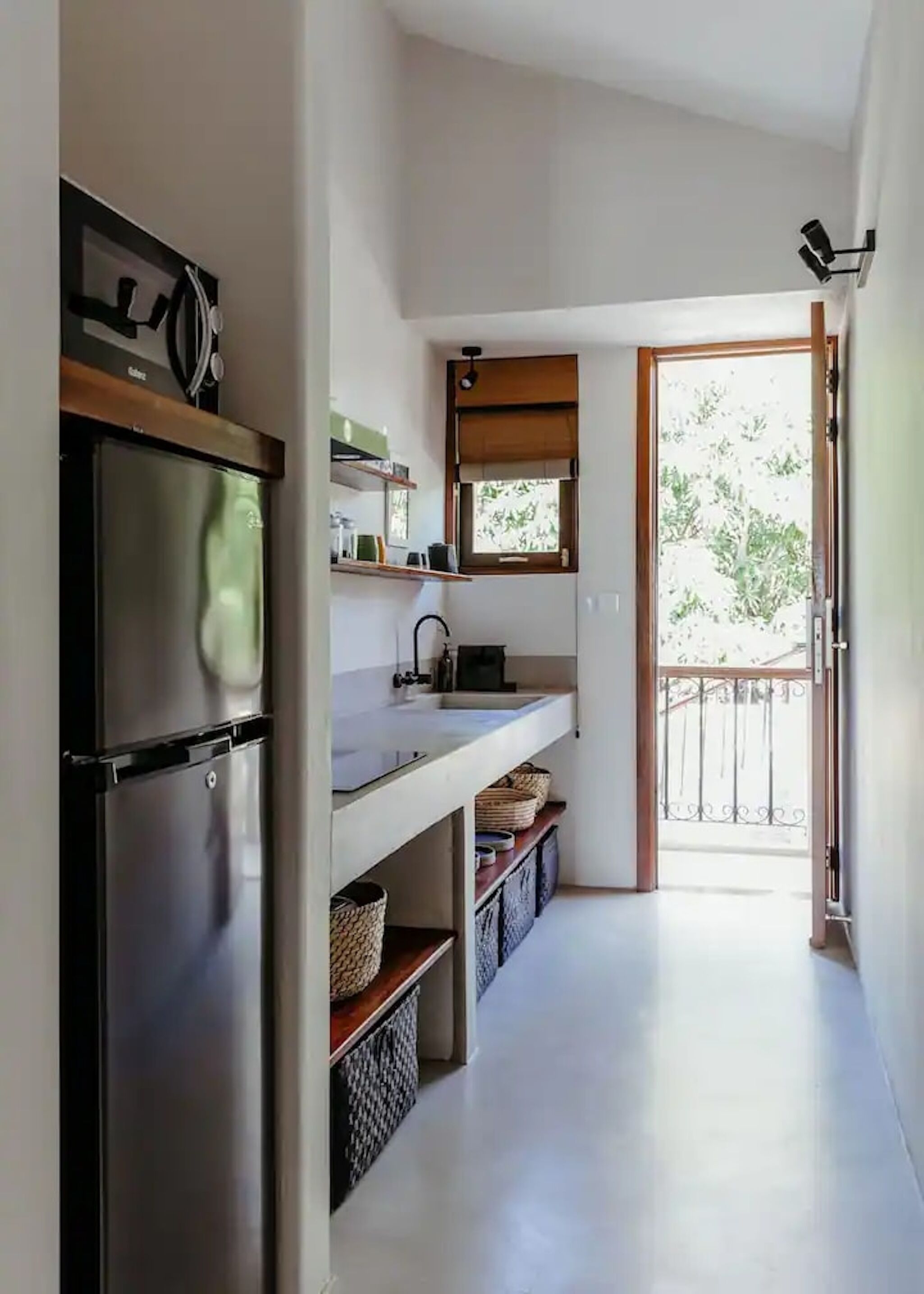 Comfort-Studio, Gartenblick, Meerseite | Eigene Küche | Espressomaschine, Wasserkocher mit Kaffee-/Teezubehör, Kühlschrank