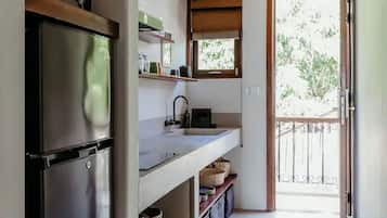 Comfort-Studio, Gartenblick, Meerseite | Eigene Küche | Espressomaschine, Wasserkocher mit Kaffee-/Teezubehör, Kühlschrank