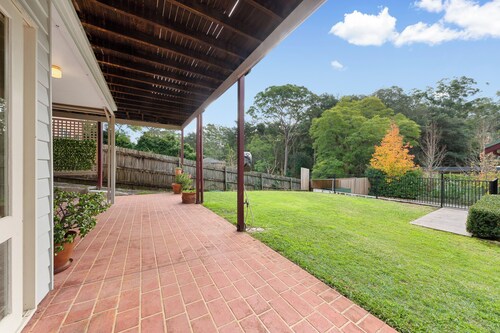 Stunning Federation Home | Pool & Bushland Views