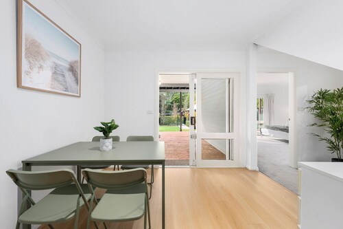 Stunning Federation Home | Pool & Bushland Views