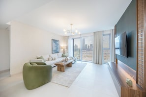 Apartment | Living area - Bloomfields 3BR in Radiant Viewz - Reem (Abu Dhabi)