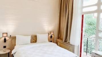 Deluxe Double or Twin Room, Balcony, City View