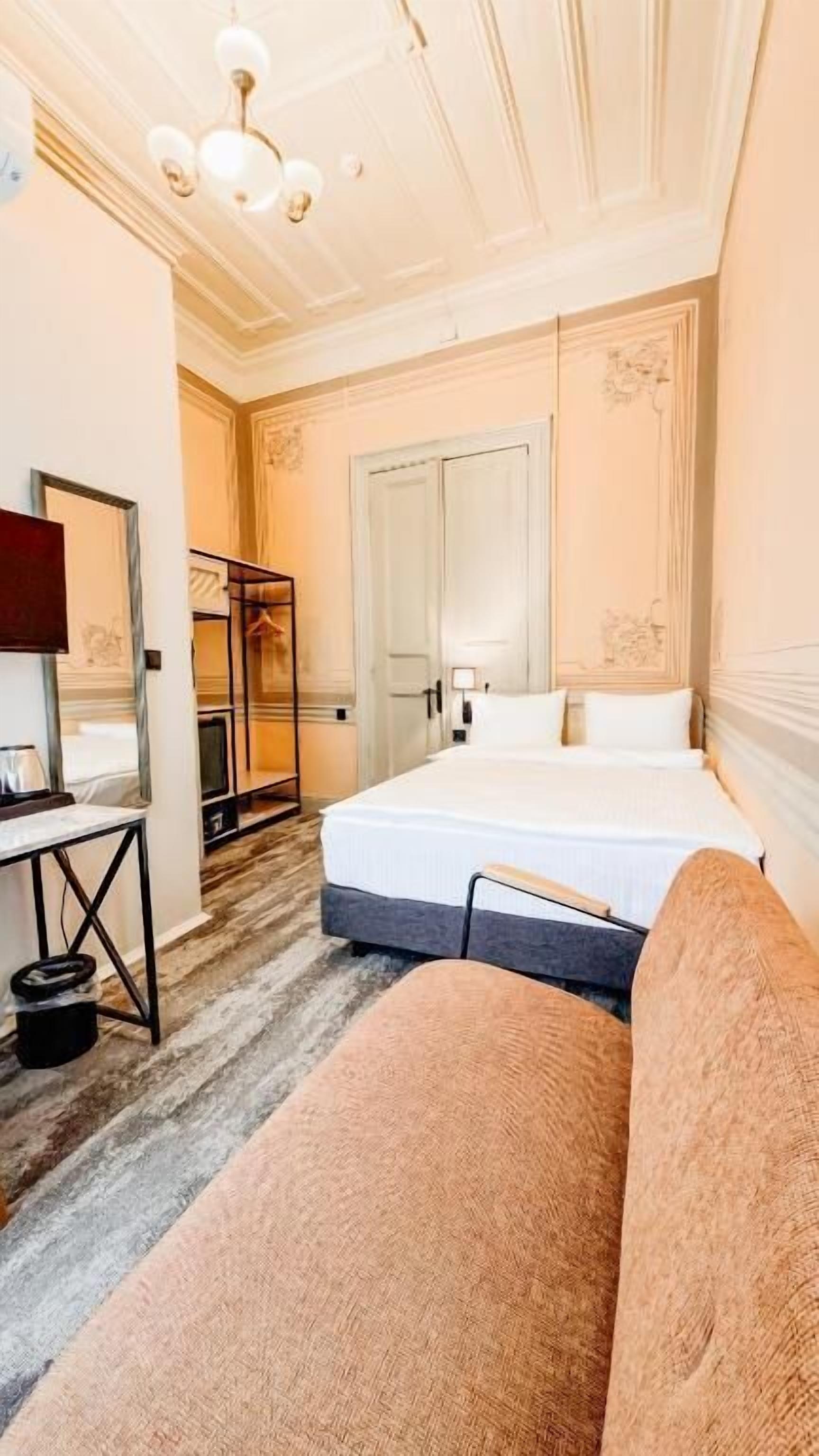 Standard Double Room, Garden View