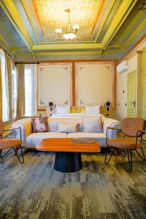 Suite destacada, vistes a la ciutat | Interior