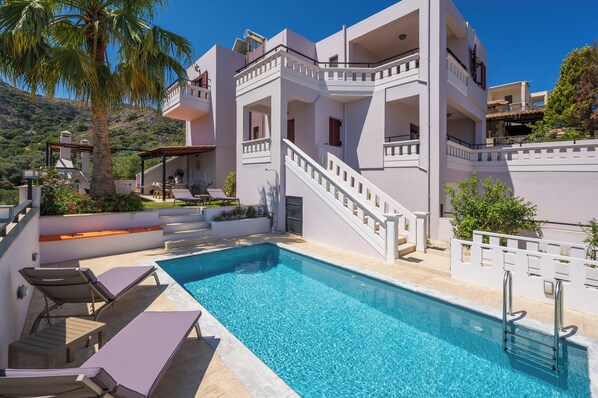 Villa, Bergblick | Pool | Außenpool