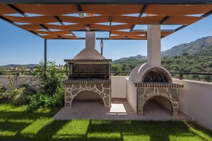 Villa, Bergblick | Terrasse/Patio