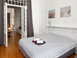 1 bedroom, iron/ironing board, Internet