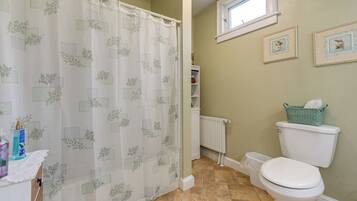 Hair dryer, towels