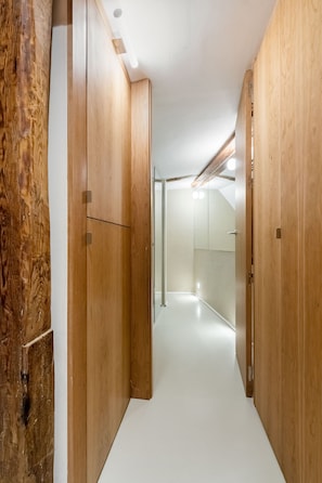 Interior - Charm and Design Next to the Royal Palace (Madrid)