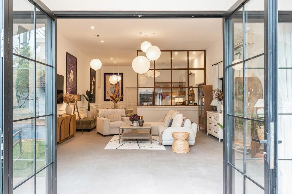 Deluxe Villa, Balcony, Garden View | Interior