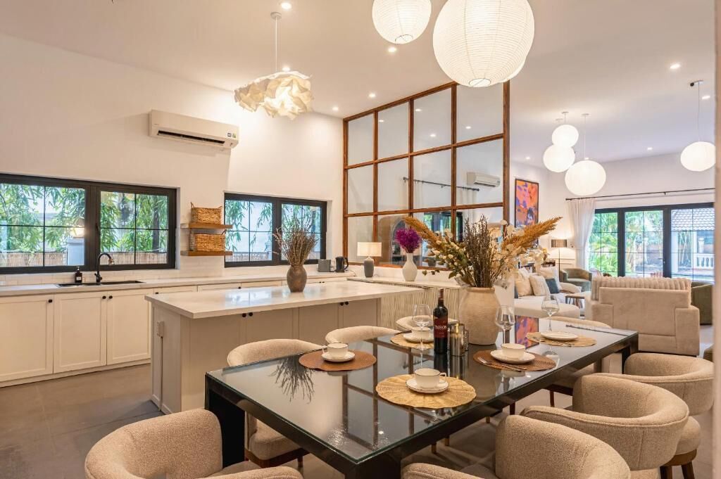 Villa Deluxe, balcon, vue jardin | Restauration