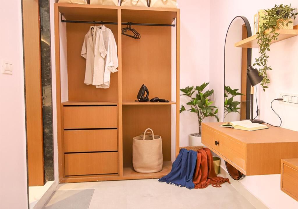 Suite | Interior