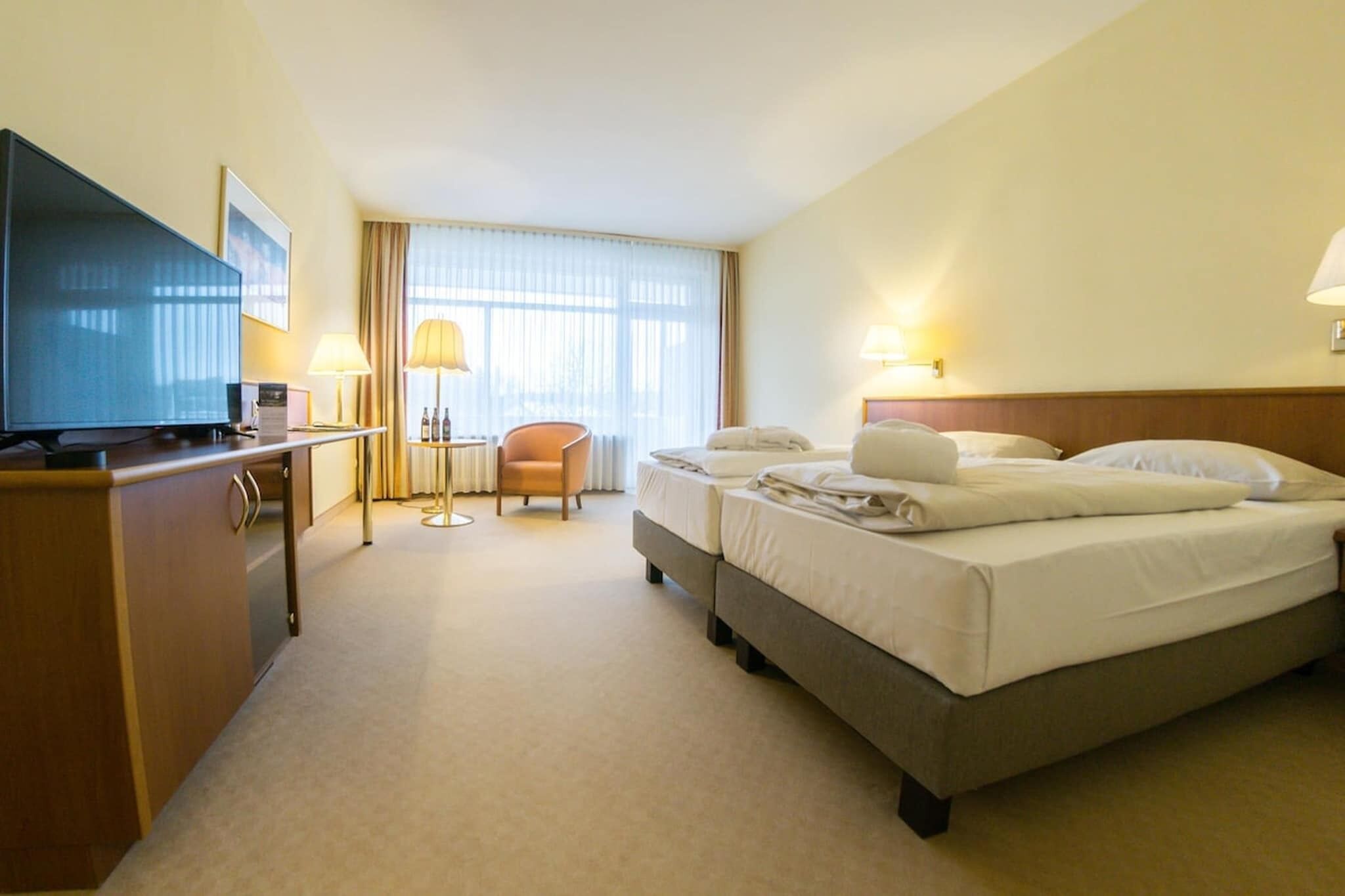 Desk, travel crib, WiFi (free), bed sheets