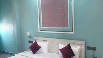 Suite, City View