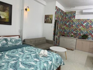Living area - Tremendous 7-bedroom house with AC in Thành phố Hồ Chí Minh (Thành phố Hồ Chí Minh)