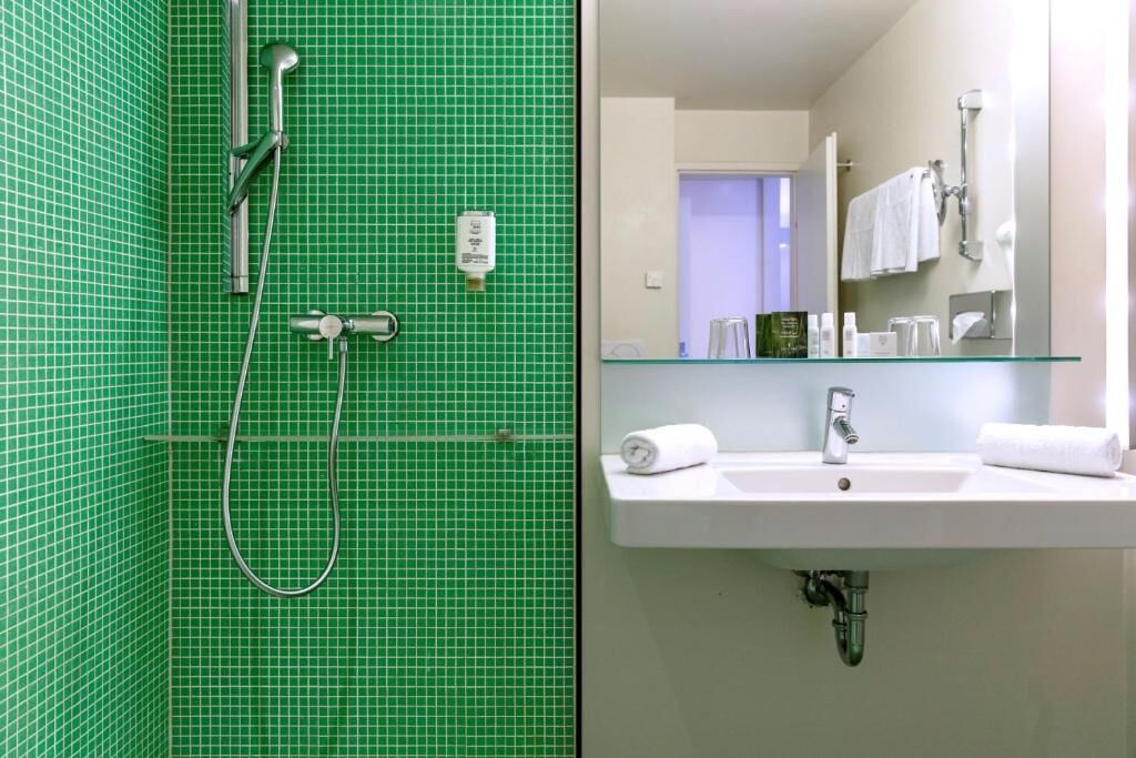 Superior-Doppelzimmer, Gartenblick | Badezimmer