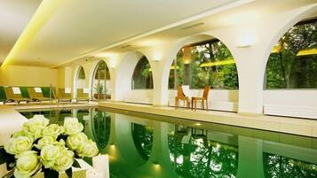 Piscine couverte