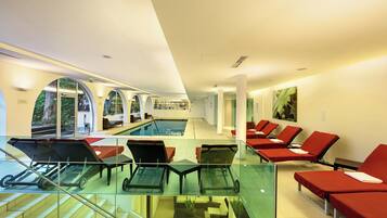 Piscine couverte