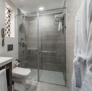 Standard Double Room | Bathroom - THE VELLMOND HOTEL (Tashkent)