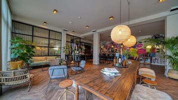 Bar (in der Unterkunft)