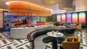 Bao gồm bữa sáng buffet hàng ngày 