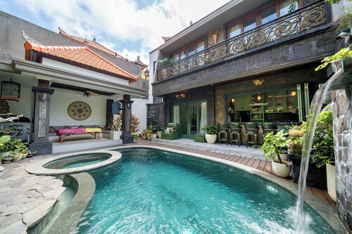 Puri Mayapada Homestay