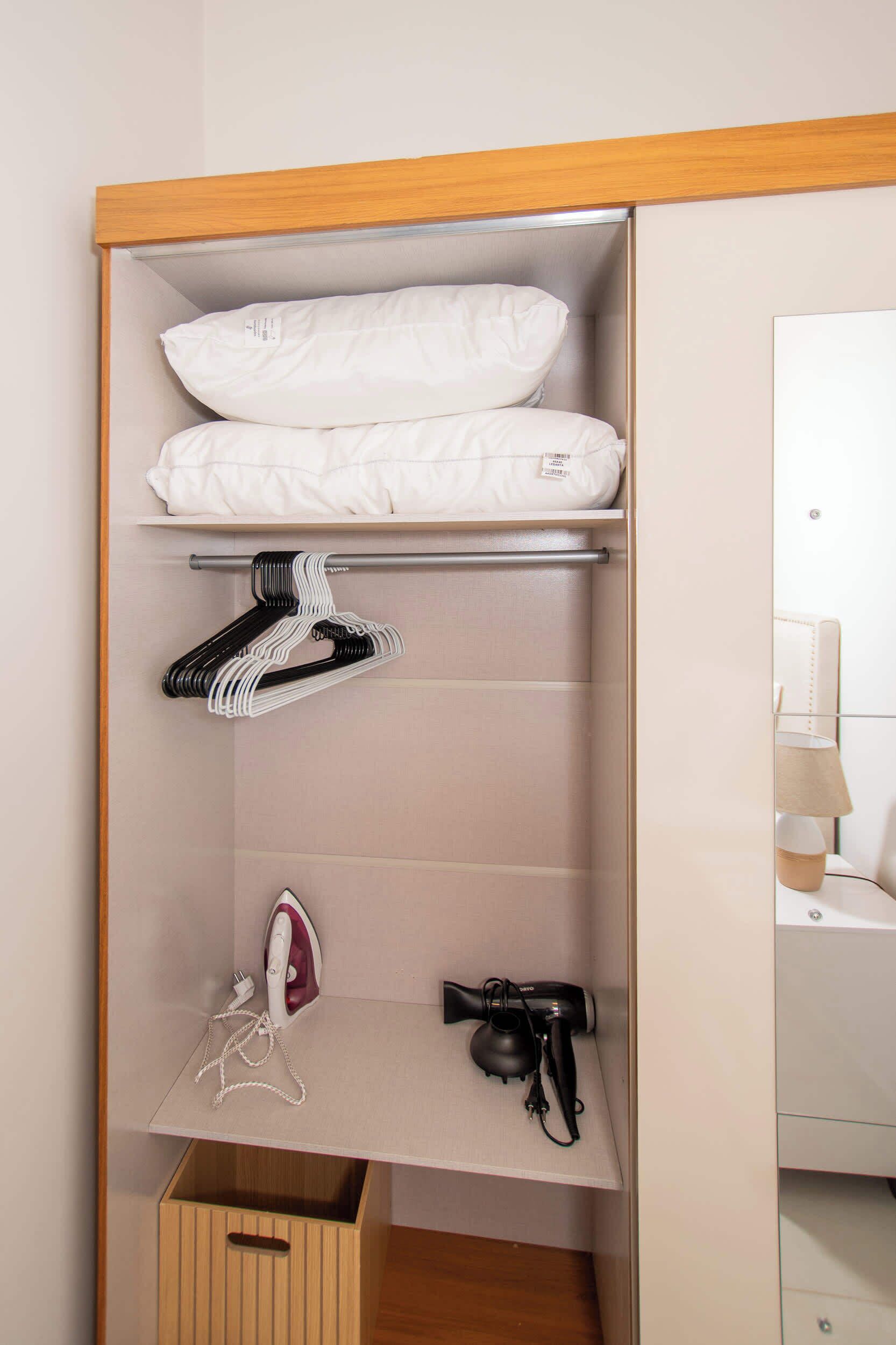 Apartament, vistes a la ciutat | Interior