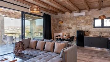 Luxury Villa, Balcony, City View | Living area | Computer monitors