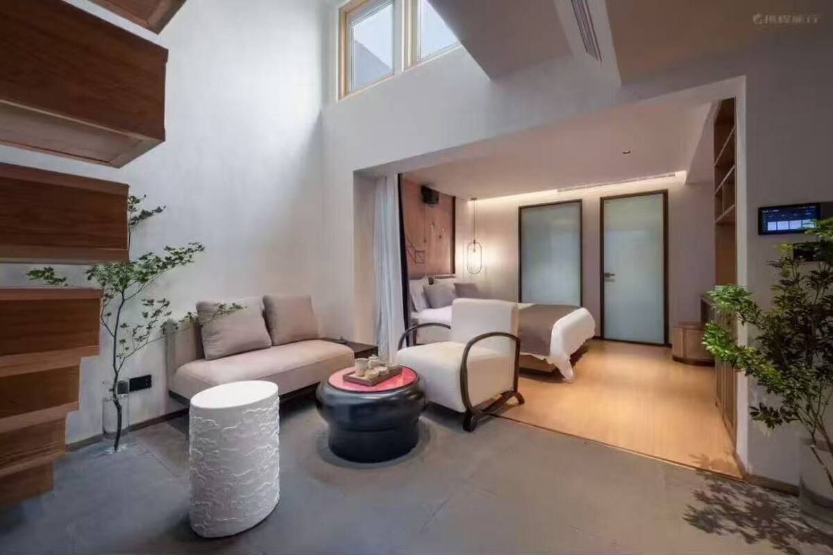 Loft Panorama, pemandangan kota | Seprai premium, meja kerja, tirai kedap cahaya, dan kedap suara