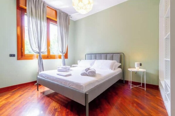 1 bedroom, iron/ironing board, free WiFi, bed sheets - Metro & Design Studio | Super Clean | Near Downtown (Milano)