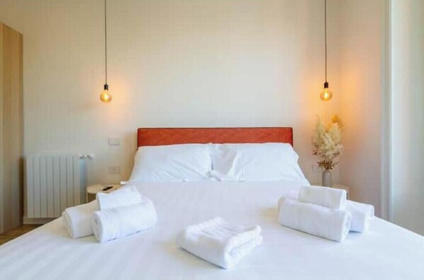 Room - Design Suite Centrale | Modern comfort just a stone's throw from Central Station (Milano)