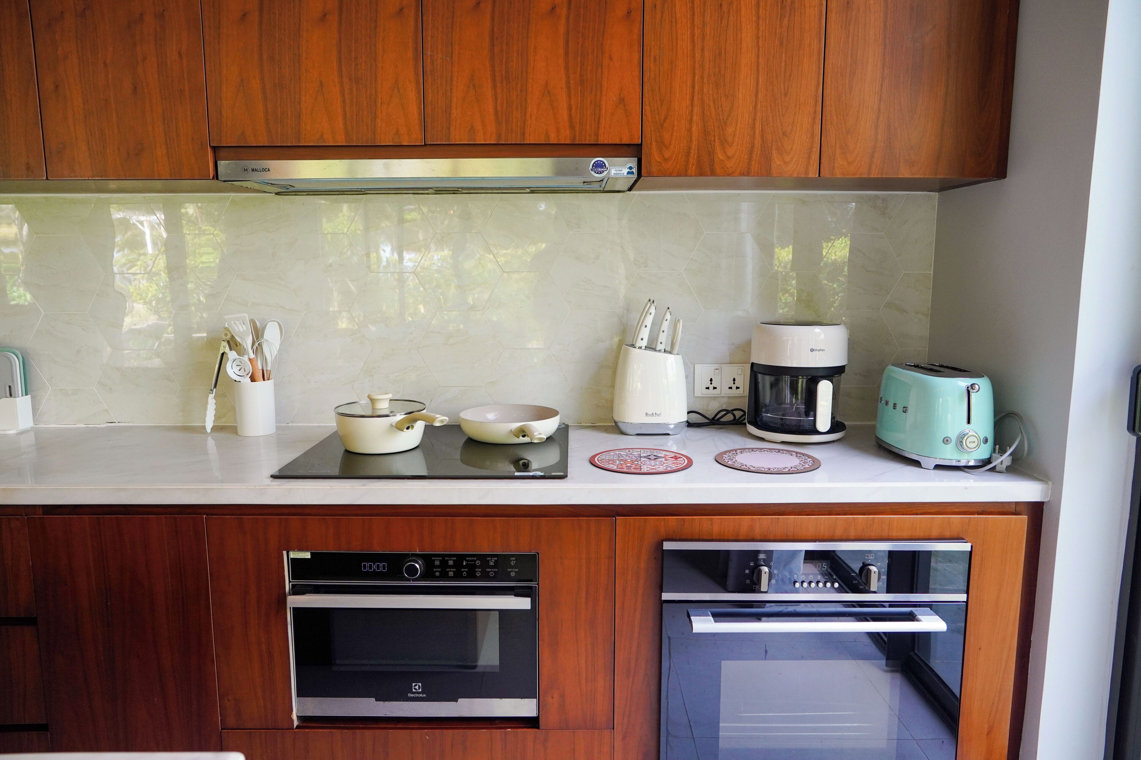 Villa, 4 Schlafzimmer, eigener Pool, Strandblick | Eigene Kochnische | Espressomaschine, großer Kühlschrank, Mikrowelle, Ofen