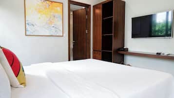 Biệt thự, 3 phòng ngủ, hồ bơi riêng, quang cảnh biển | Minibar, bàn ủi/dụng cụ ủi quần áo