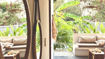 Chambre Double Junior, vue piscine