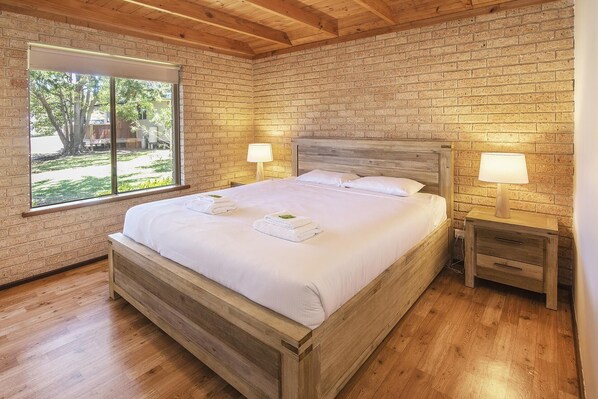 6 chambres, Wi-Fi, literie fournie