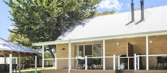 Riverscape Cottage No.7 - Riverscape - unit 7 with views over the Blackwood River