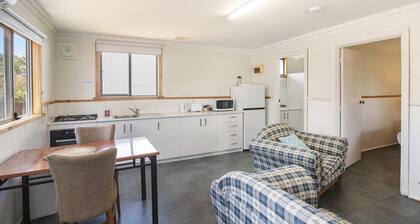 Riverscape Cottage No.4 - Riverscape Cottage No.4 is an easy walk to the Blackwood River