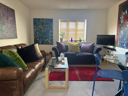Super Comfy, Convenient two Bedroom Apartment
