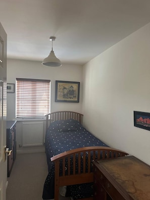 2 bedrooms - Super Comfy, Convenient two Bedroom Apartment (Corsham)