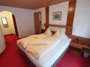 Internet - Soliva Hotel & Apartments by MEIN SAMNAUN – MOUNTAIN HOMES, (Samnaun-Compatsch) by Interhome (Samnaun)